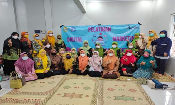 Pelatihan Digital Marketing untuk Pengembangan Usaha melalui Market Place
